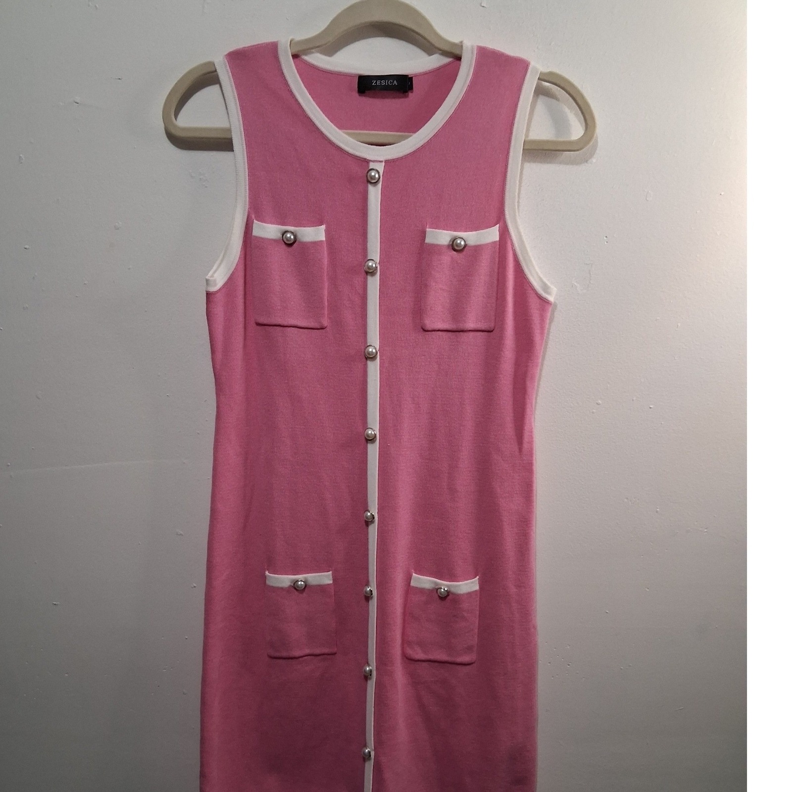 Zesica Pink Knit Sleeveless Dress Pearl Button Pockets Trim Size Small
